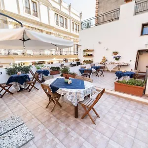 Garibaldi Appart hôtel
